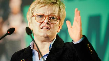 Renate Künast, hier beim Parteitag der Berliner Grünen am Wochenende, nimmt sich Facebook zur Brust.