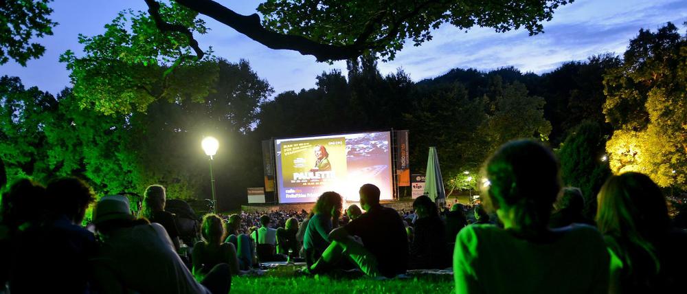 Ein Draußen-Fest mit Abstand und Maske? Eine Spielstätte der Sommer-Berlinale könnte das Freiluftkino Friedrichshain sein
