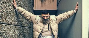 Der Rapper Haftbefehl wuchs in Offenbach auf und wohnt jetzt in Darmstadt.