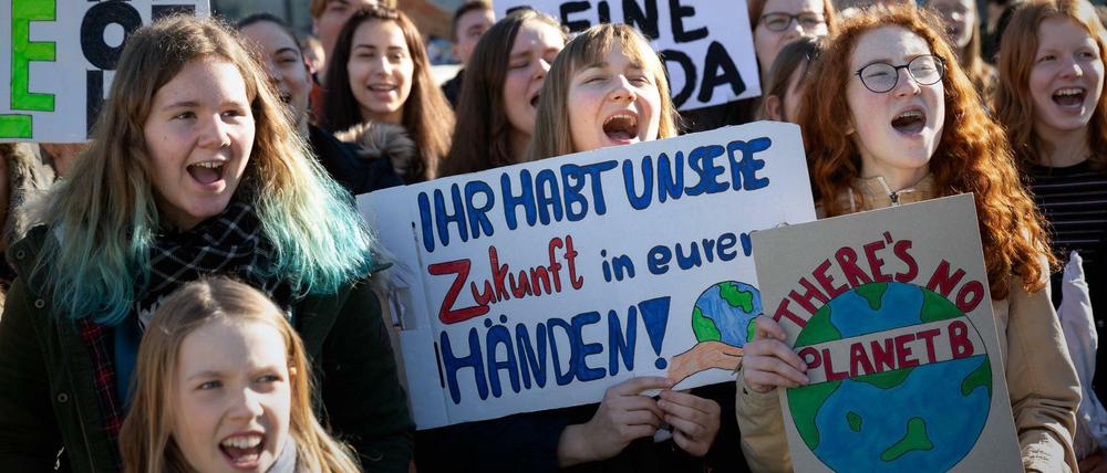 Das Bundesverfassungsgericht gibt ihnen recht: Klimaschutz darf nicht auf die nächste Generation abgewälzt werden (Archivbild).