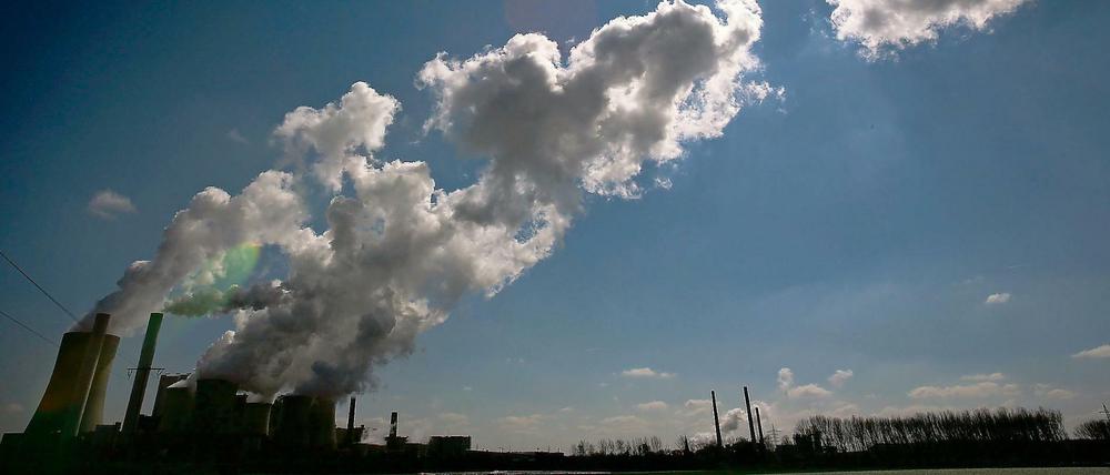 Das Klimaschutzgesetz verletzt Freiheitsrechte. Deshalb wurde es jetzt für teils verfassungswidrig erklärt.