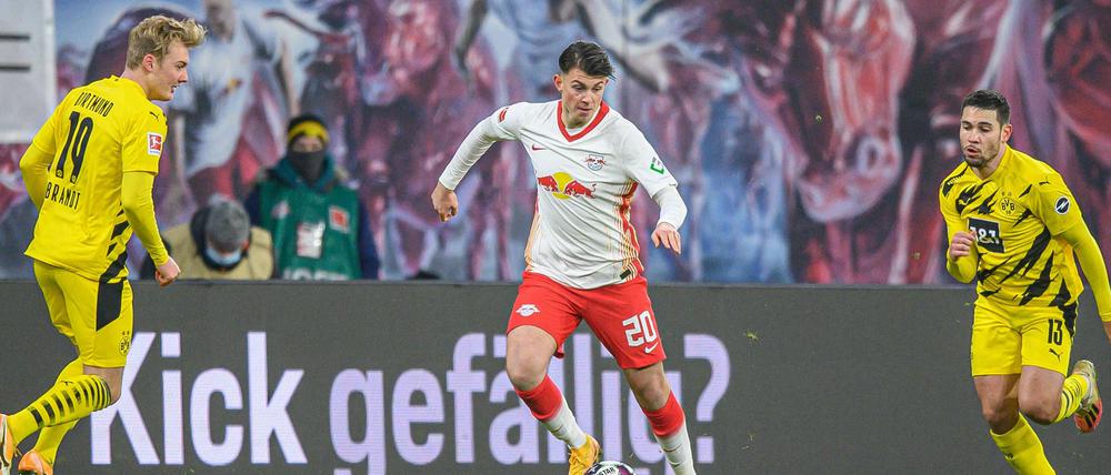 Beim Pokalfinale werden Borussia Dortmund und Rassenballsport Leipzig im Berliner Olympiastadion aufeinandertreffen.