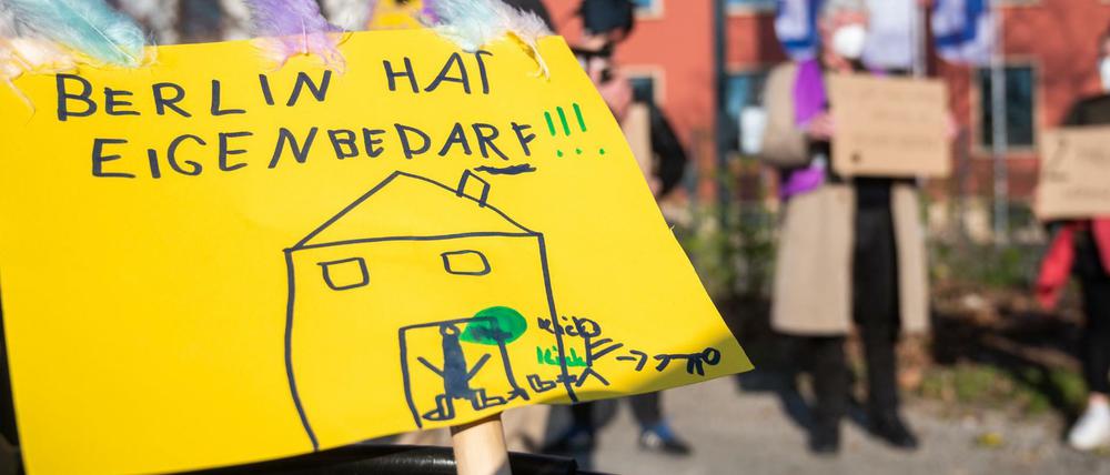 Schild auf einer Demonstration in Berlin.