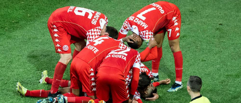 Großer Jubel beim FSV Mainz 05, hier nach dem Siegtor in Köln vor einigen Wochen. 