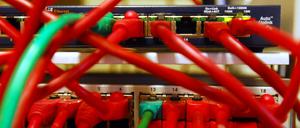 Kabelsalat. Die IT der Berliner Behörden ist veraltet. 