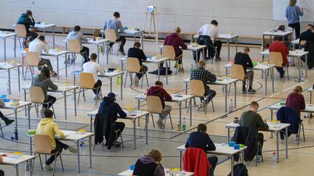 Wegen des Diebstahls mussten dem gesamten Jahrgang Ersatzaufgaben gestellt werden.