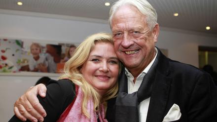Die Berliner AfD-Chefin Kristin Brinker und ihr Ehemann, der einen Mordaufruf gegen Angela Merkel geteilt haben soll.