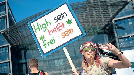 Bedeutet der straffreie Zug am Joint wirklich Freiheit? Und sollte die mitbestimmen, wer ab September im Bundestag sitzt?