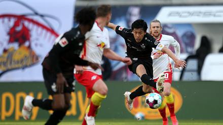 Stuttgarts Allrounder Waturo Endo kann nicht nur Zweikämpfe führen.