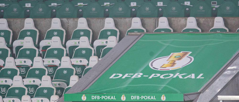 Die geisterhaft leeren Bundesliga-Stadien sind eine doppelte Mahnung.