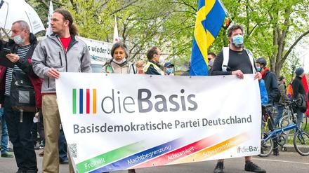Anhänger der neuen Partei. 15.000 Mitglieder hat sie nach eigenen Angaben bereits.