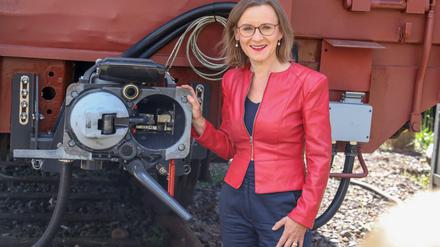 Will die kriselnde DB Cargo wieder in die Erfolgsspür führen: Sigrid Nikutta.