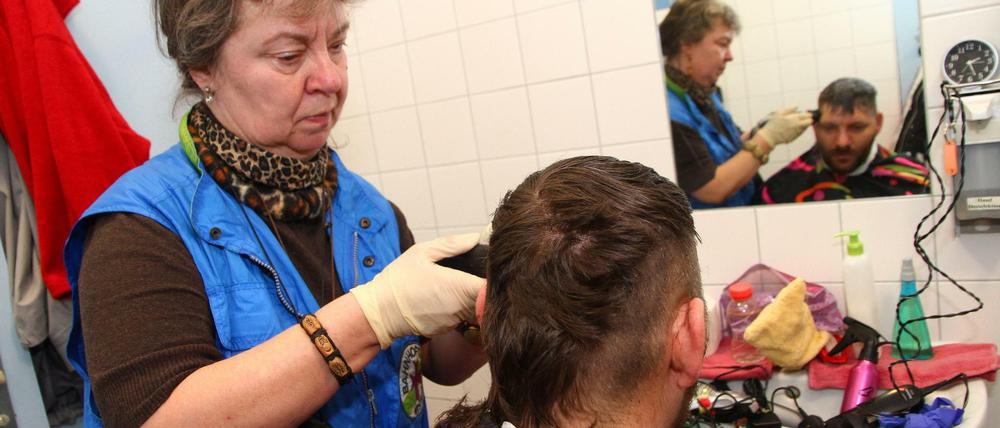 Im Ehrenamt: Die Corona-Pandemie hat das soziale Engagement erschwert. Foto: Thilo Rückeis