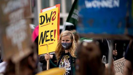 Eine Demonstration gegen steigende Mieten in Berlin im Sommer 2020.