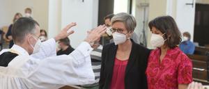 Unter dem Motto «#liebegewinnt» laden Pfarrer in ganz Deutschland um den 10. Mai herum zu Gottesdiensten ein, in denen homosexuelle Paare gesegnet werden können.