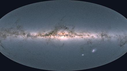 Astronomen sehen mittlerweile durch Satellitenschwärme ihre Arbeit erschwert.