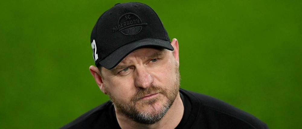 Steffen Baumgart trainiert noch bis zum Ende der Saison der Zweiligisten SC Paderborn.