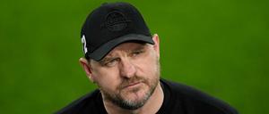 Steffen Baumgart trainiert noch bis zum Ende der Saison der Zweiligisten SC Paderborn.