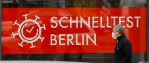 Die Vergabekammer hat die Ausschreibung für landeseigene Berliner Testzentren gestoppt.