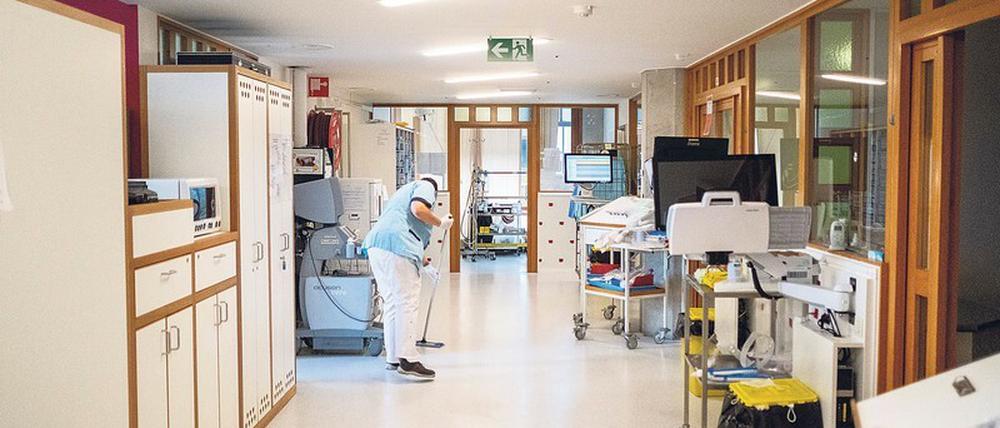 Dienstleister für das Gesundheitswesen. Dazu  Dussmann hat ein österreichisches Unternehmen erworben.