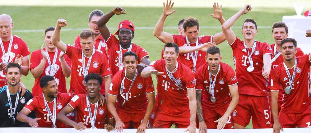 So wird das dann aussehen. Die Bayern vergangenes Jahr nach dem Gewinn der Meisterschaft.