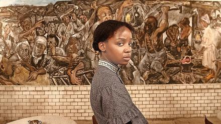 Weiter, immer weiter. Die junge Cora (Thuso Mbedu) wartet in einer Station der „Underground Railraod“ auf Anschluss. 