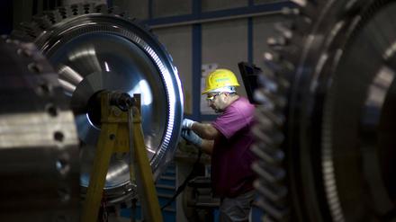 Innovation willkommen. Am Gas- und Dampf-Heizkraftwerk in Marzahn soll der Betrieb mit einer Gasturbine von Siemens noch weiter vorangetrieben werden.