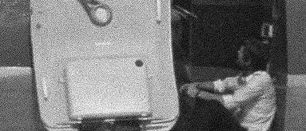 Unvergessen. Bei der Entführung der Lufthansa-Maschine Landshut 1977 erschossen die Terroristen der PFLP den Piloten Jürgen Schumann. Auf dem Bild sitzt er an der Tür.