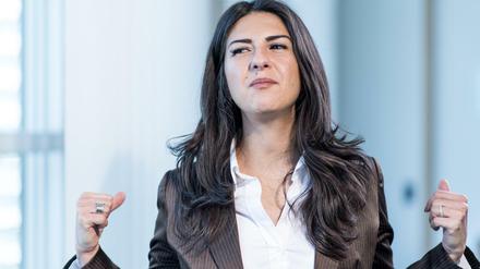 Serap Gueler, Staatssekretaerin für Integration des Landes Nordrhein-Westfalen zeigt sich siegessicher.
