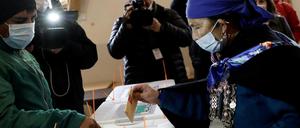 Auch Francisca Linconao, spirituelle Autorität der indigenen Gruppe der Mapuche, wird die neue Verfassung Chiles mit ausarbeiten. 