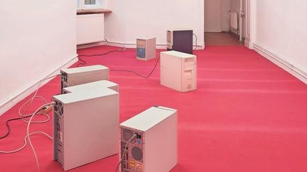 Blick in die Schau von Frohne-Brinkmann, dessen PCs der Virus von jeder Information befreit hat.