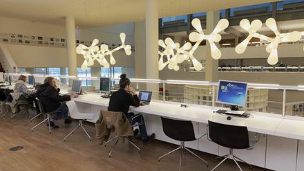 Digital in der Bibliothek (Archivbild).
