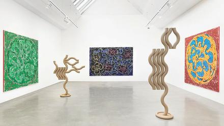 Django Hernández ist der erste Künstler mit einer virtuellen und einer parallelen Ausstellung in den Galerieräumen.