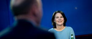 "Mit Respekt miteinander umgehen" - an dieses Versprechen von Annalena Baerbock hielt sich im Polittalk auch Olaf Scholz.