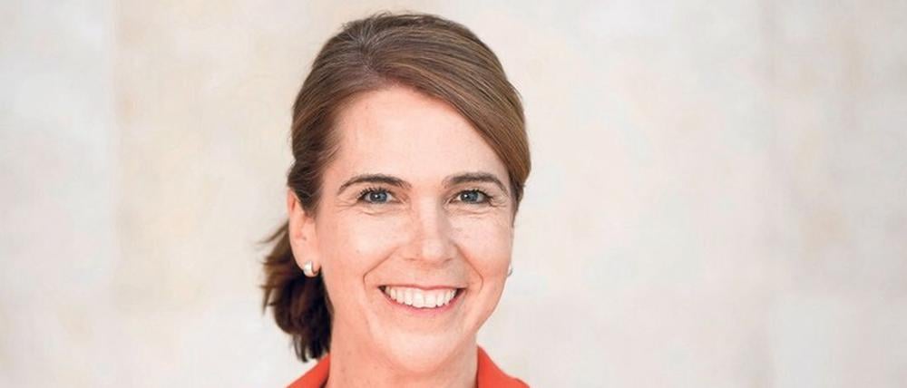 Anne Brüning ist Moderatorin im Fernsehen des Hessischen Rundfunks, sie moderiert von Montag bis Freitag „Die Ratgeber“.