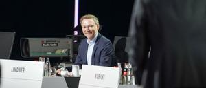 Zufrieden: Der FDP-Bundesvorsitzende Christian Lindner wird mit eine Spitzenwert von 93 Prozent wiedergewählt.