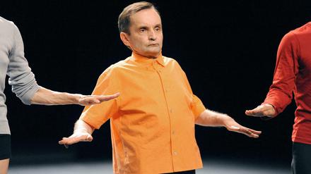 Raimund Hoghe, der Choreograf und Tänzer, starb im Alter von 72 Jahren. 