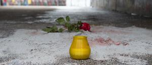 Nach dem Tod von Mohammed wurden am Ort des Geschehens im Monbijoupark Blumen niedergelegt. 