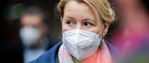 Franziska Giffey (SPD) will trotz ihres Rücktritts als Bundesfamilienministerin im Herbst Berlins Regierende Bürgermeisterin werden.