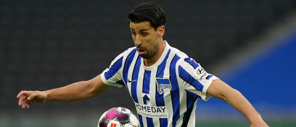 Hertha-Kicker Sami Khedira beendet am Samstag seine Fußball-Karriere.