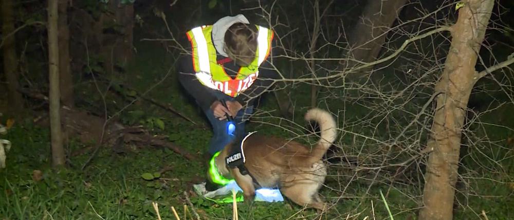 Ermittlungen, bei denen Personen- und Leichenspürhunde eingesetzt wurden, führten zu dem 41-Jährigen.