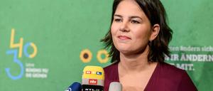 Annalena Baerbock führt die Grünen mit Robert Habeck.