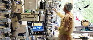 Auf zwei Intensivstationen in deutschen Kliniken wird und wurde Ivermectin verabreicht.