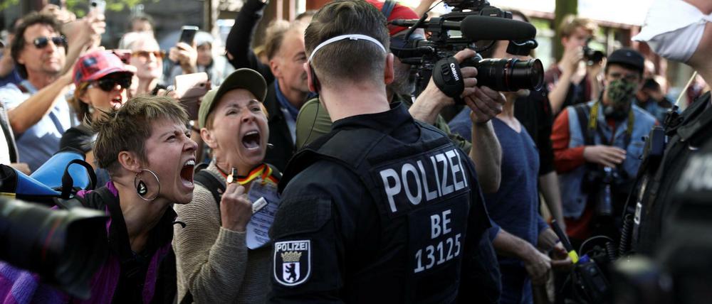 Am Wochenende haben Querdenker wieder mehrere Proteste gegen die Corona-Regeln angekündigt.