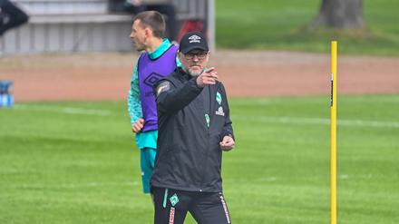 Geht es da zum Klassenerhalt? Thomas Schaaf soll Werder Bremen retten.