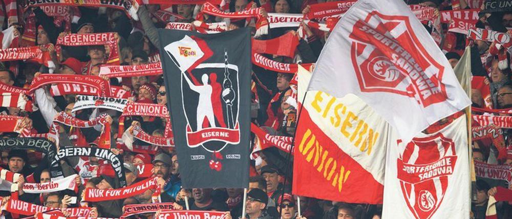 Voller Vorfreude auf das erste Heimspiel des 1. FC Union mit Fans seit Ende Oktober.