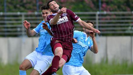 Marcel Stutter (vorn) steht mit dem BFC Dynamo im Pokalfinale. 