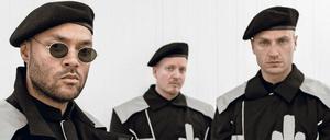 Asozial erfolgreich. K.I.Z formierte sich 2000 in Berlin und besteht aus Tarek, Nico und Maxim (von links). Am Freitag erscheint ihr sechstes Album „Rap über Hass“.