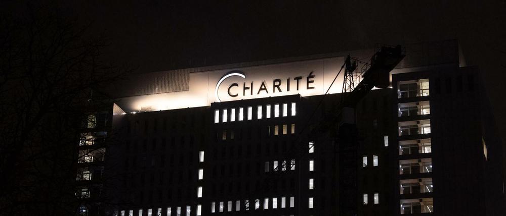 Der Bettenturm am Charité-Campus in Berlin-Mitte ist europaweit bekannt.
