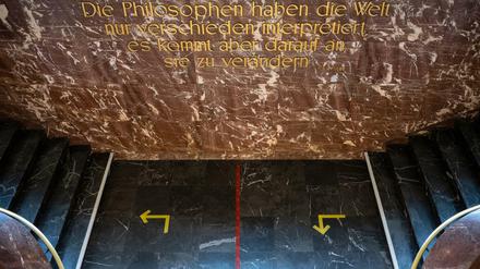 Wegweiser an der Humboldt-Uni.
